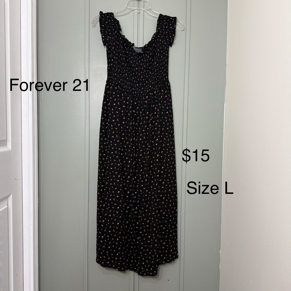 Forever 21 Black Floral Maxi Dress